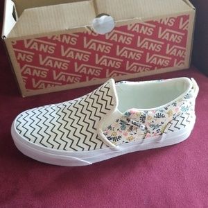VANS Girls Shoes